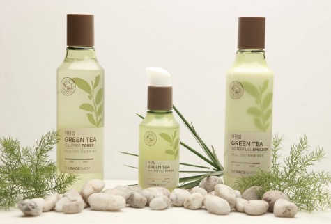 Bạn có thể tham khảo Green Tea Toner của The Face Shop